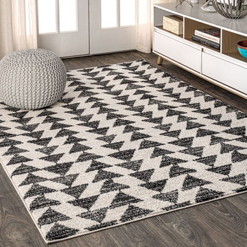 Aisha Moroccan Triangle Geometric  Area Rug
